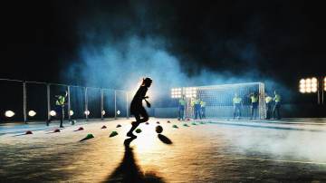 英超本赛季欧冠表现堪称“纯菜”级体验（配图示意）